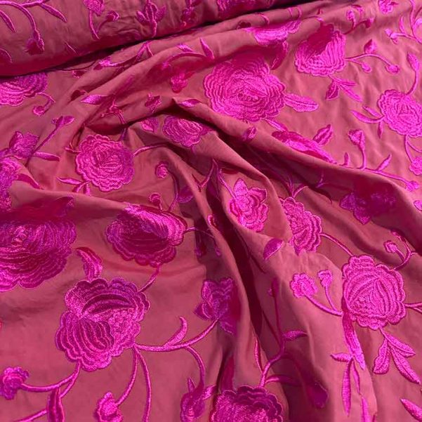 Tela Rosa