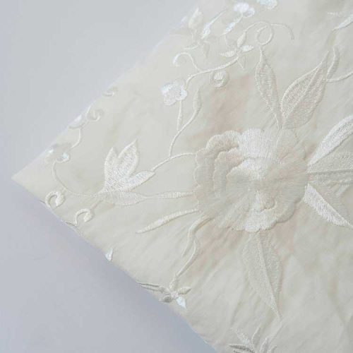 Tela Bordada Beige